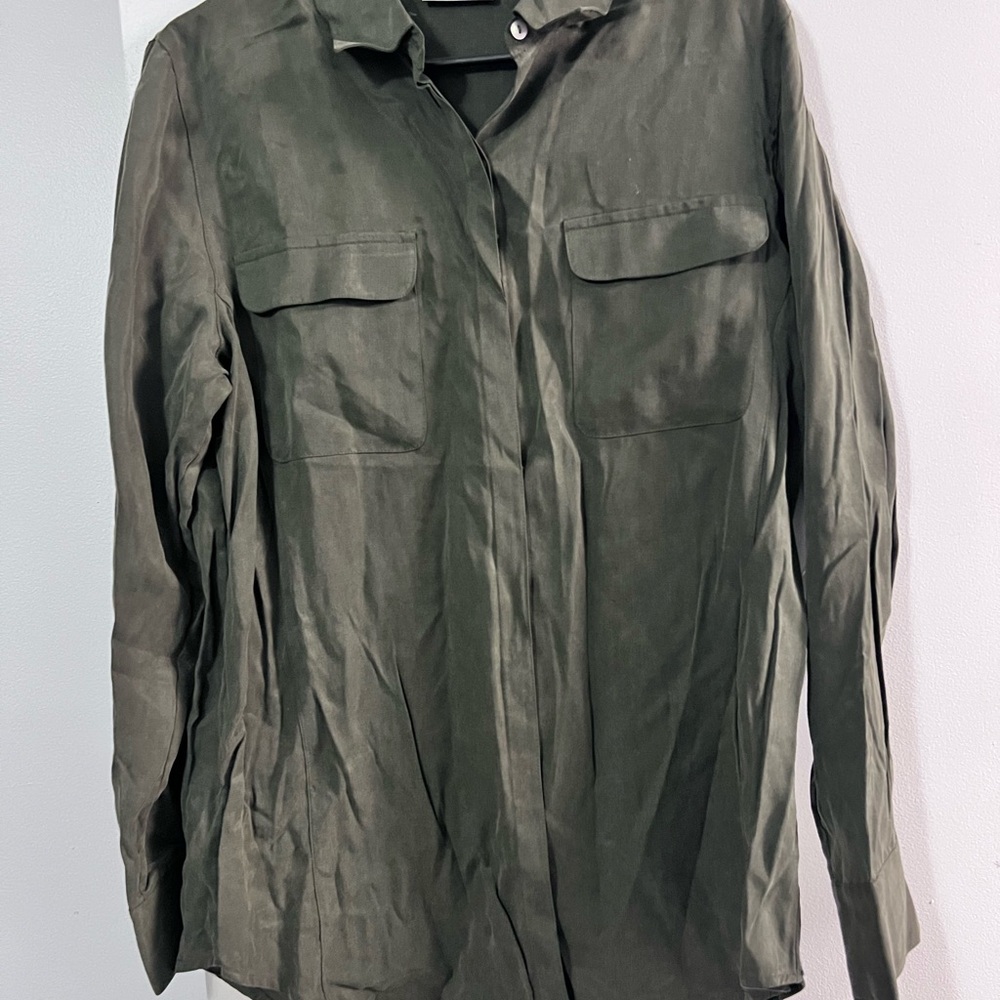 Lord & Taylor Dark Green Casual Button Down Shirt - Picture 4 of 10